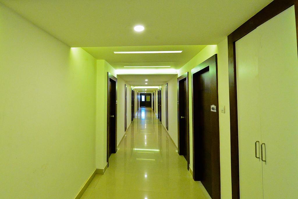 Qik Stay @ S.K. Continental Mysuru Zewnętrze zdjęcie