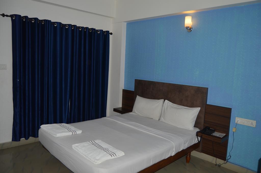 Qik Stay @ S.K. Continental Mysuru Zewnętrze zdjęcie
