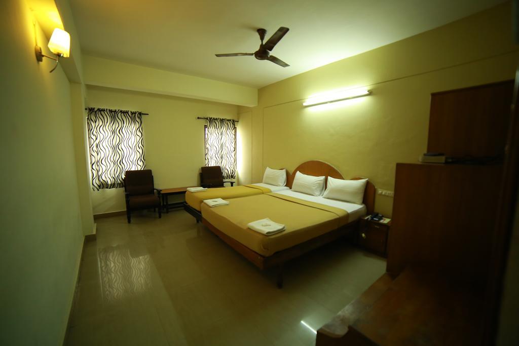 Qik Stay @ S.K. Continental Mysuru Zewnętrze zdjęcie