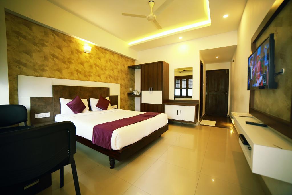 Qik Stay @ S.K. Continental Mysuru Zewnętrze zdjęcie