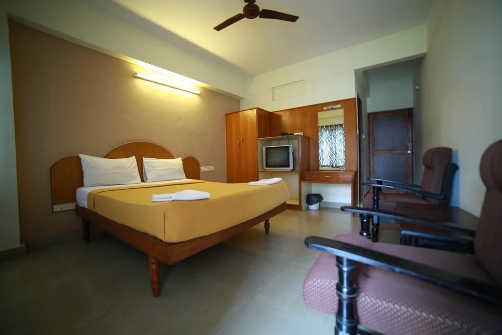 Qik Stay @ S.K. Continental Mysuru Zewnętrze zdjęcie